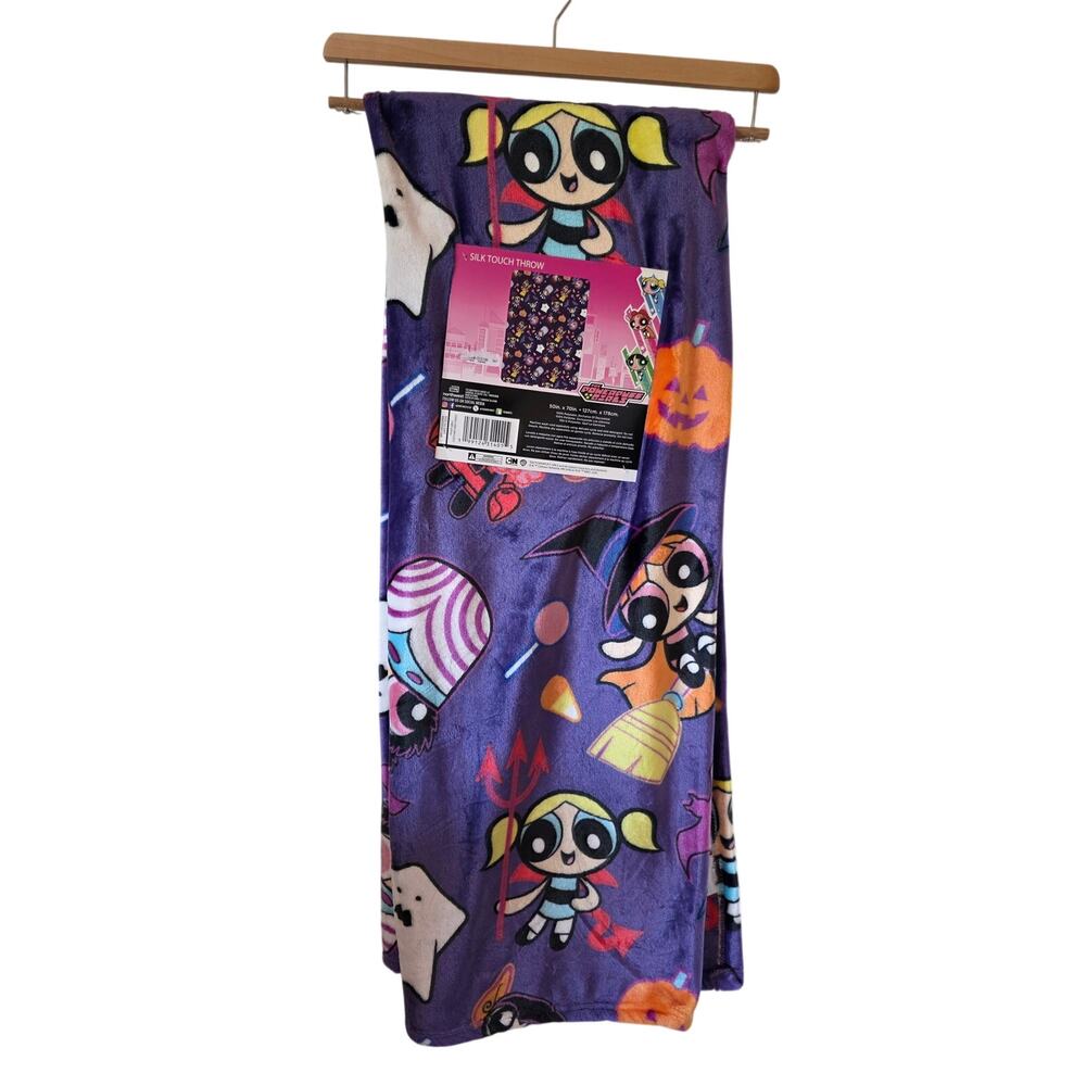 Powerpuff Girls Halloween Silk Touch Throw Blanket 50 in x 70"  Purple NEW